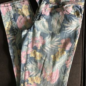 Mossimo Supply flower skinny jeans